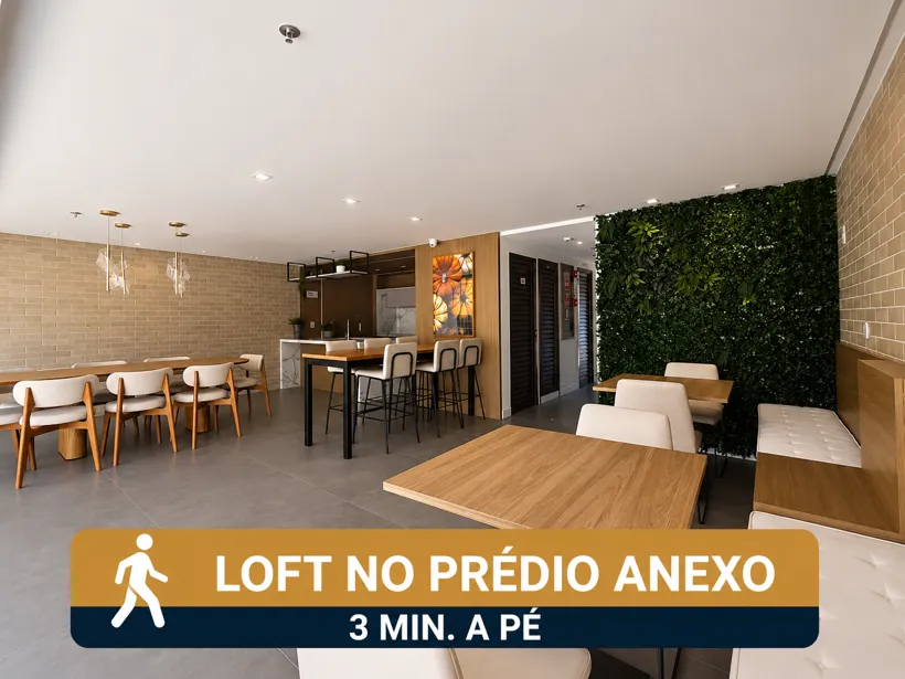 Salão gourmet com cozinha e jardim vertical — Loft Icaraí, Niterói